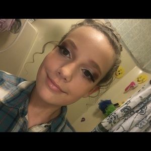 Meet your Posher, Brianna